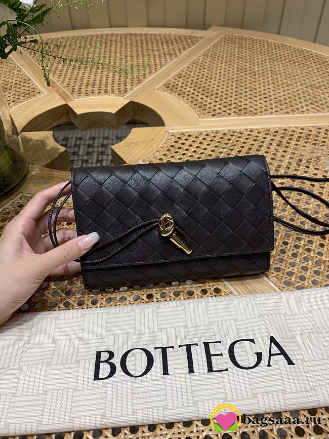 Bagsaaa Bottega Veneta Andiamo Pouch 836940 fondant - 19cm - 1