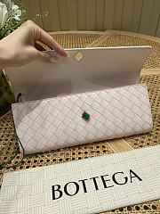 Bagsaaa Bottega Veneta Andiamo Clutch Seashell 836810 - 31cm - 3