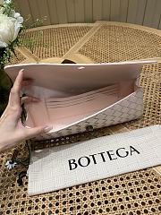 Bagsaaa Bottega Veneta Andiamo Clutch Seashell 836810 - 31cm - 4