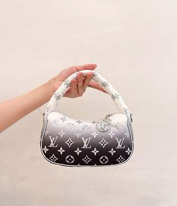 Bagsaaa LV M11896 Mini Moon Frost - 20.5cm