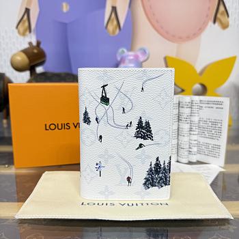 Bagsaaa LV M27064 Passport Cover white - 14cm
