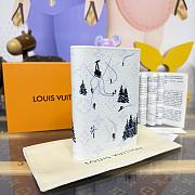 Bagsaaa LV M27064 Passport Cover white - 14cm - 3