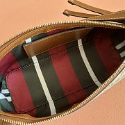 Bagsaaa Gucci GG Emblem small shoulder bag 847281 beige & brown - 27cm - 3