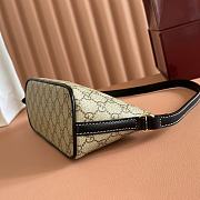 Bagsaaa Gucci GG Emblem small shoulder bag 847281 beige & black - 27cm - 3