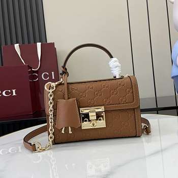 Bagsaaa Gucci Padlock small top handle bag 848884 brown - 20cm