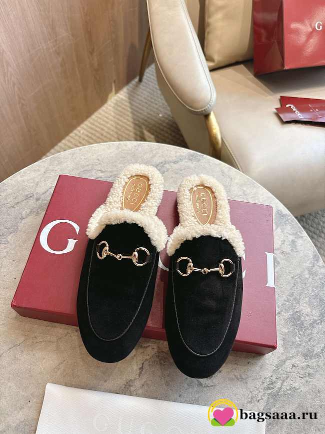 Bagsaaa Gucci Women's Princetown slipper black suede - 1