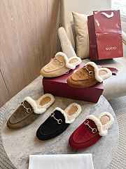 Bagsaaa Gucci Women's Princetown slipper black suede - 2