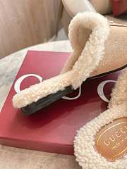 Bagsaaa Gucci Women's Princetown slipper beige suede - 4