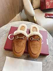 Bagsaaa Gucci Women's Princetown slipper brown suede - 1