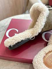Bagsaaa Gucci Women's Princetown slipper olive green suede - 3