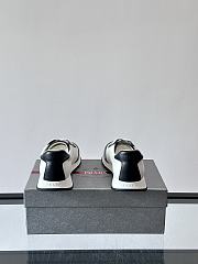 Bagsaaa Prada Downtown low-top sneakers in white and black - 4