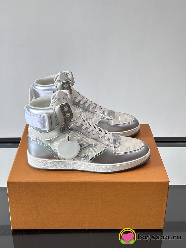 Bagsaaaa Louis Vuitton Rivoli Sneaker Boot in white and silver - 1