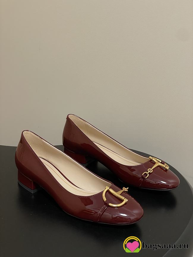 Bagsaaa Gucci Women's ballet flat with half Horsebit 849652 red patent - 2.5cm - 1
