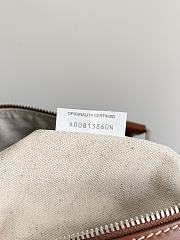 Bagsaaa Bottega Veneta Medium Classic Intrecciato Duffle Bag in white and camel - 55cm - 3