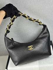 Bagsaaa Chanel hobo bag with a diamond quilting pattern black - 1