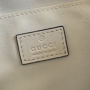 Bagsaaa Gucci GG Marmont small camera bag 855273 white - 24cm - 2
