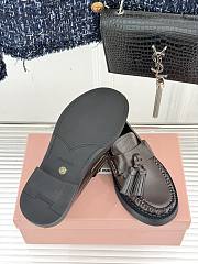Bagsaaa Miu Miu polished leather tassel loafers in dark brown - 4