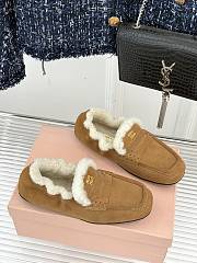 Bagsaaa Miu Miu shearling-lined suede penny loafers in brown - 2