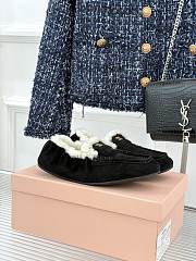 Bagsaaa Miu Miu shearling-lined suede penny loafers in black - 1
