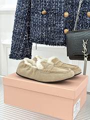 Bagsaaa Miu Miu shearling-lined suede penny loafers in beige - 1