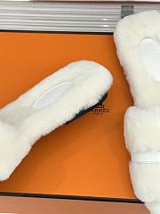 Bagsaaa Giulia sandal white shearling - 4