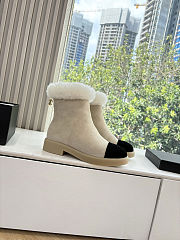 Bagsaaa Chanel Shearling Short Boots beige - 1