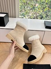 Bagsaaa Chanel Shearling Short Boots beige - 4