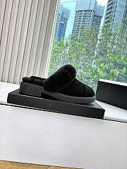 Bagsaaa Chanel Shearling Mules black - 2