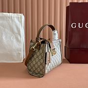 Bagsaaa Gucci Padlock medium top handle bag 838992 brown - 25.5cm - 4