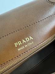 Bagsaaa Prada Enchaîné mini leather bag 1BC263 brown - 22cm - 3