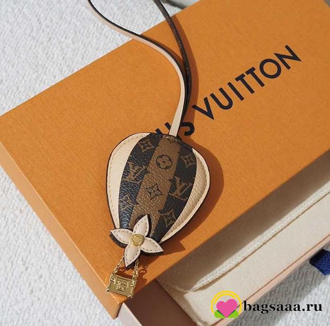 Bagsaaa Lv Sky Bag Charm - 1