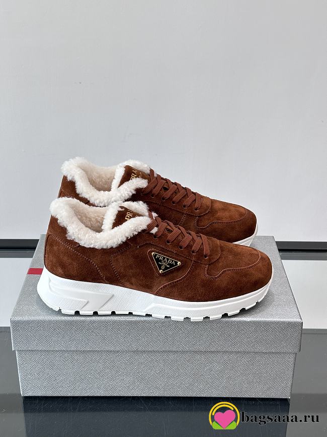 Bagsaaa Prada Prax suede sneakers with shearling trim brown - 1