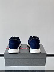 Bagsaaa Prada Prax suede sneakers with shearling trim dark blue - 4
