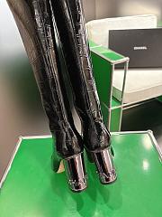 Bagsaaa Chanel crocodile embossed leather cap-toe boots black - 4