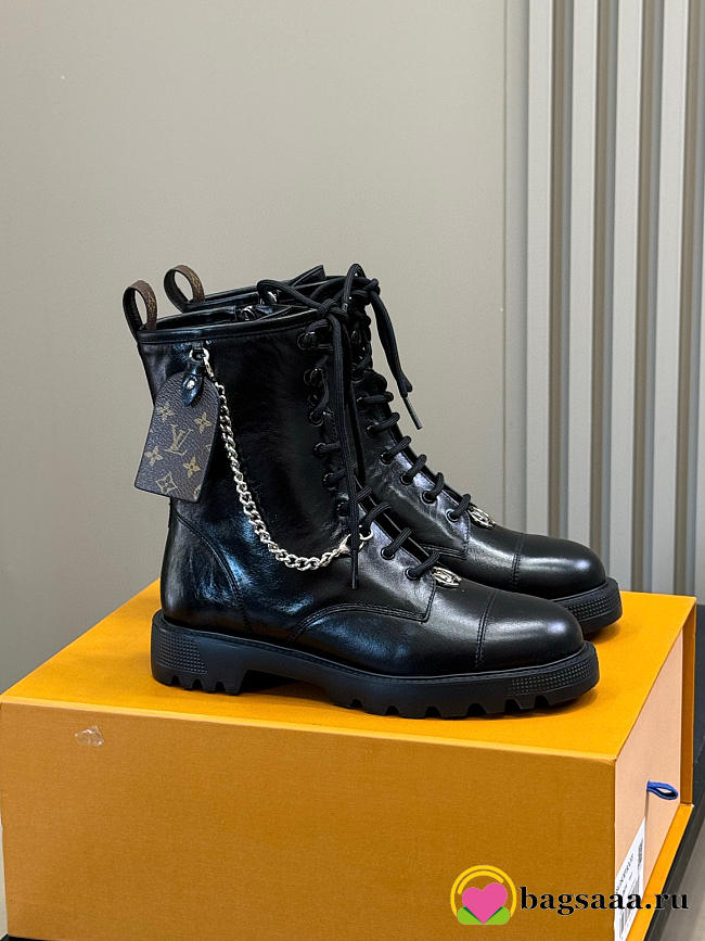 Bagsaaa LV District Ranger Ankle Boots Black - 1