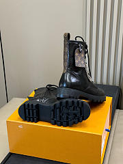 Bagsaaa LV District Ranger Ankle Boots Black - 4