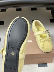 Bagsaaa Miu Miu Shearling Ballerinas light yellow - 2