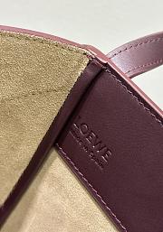 Bagsaaa Loewe Hammock Slice bag in dark burgundy - 24cm - 2
