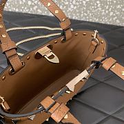 Bagsaaa Valentino Garavani Rockstud mini grained leather top handle bag brown - 18.5cm - 4