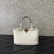 Bagsaaa Valentino Garavani Rockstud mini grained leather top handle bag white - 18.5cm - 1