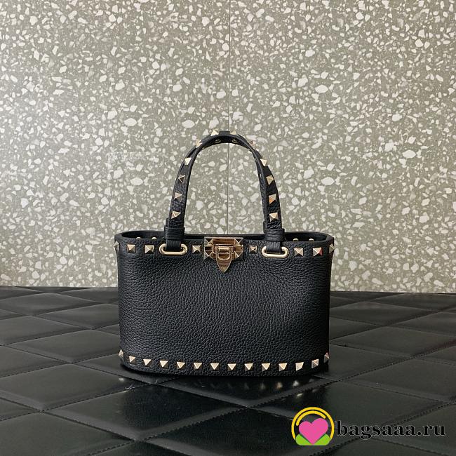 Bagsaaa Valentino Garavani Rockstud mini grained leather top handle bag black - 18.5cm - 1