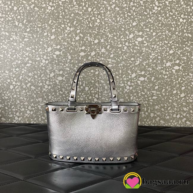 Bagsaaa Valentino Garavani Rockstud mini grained leather top handle bag silver - 18.5cm - 1