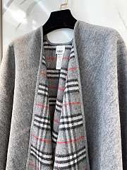Bagsaaa Burberry Check Wool Cashmere Cape gray - 140*140cm - 3