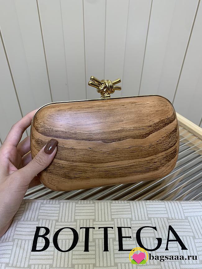 Bagsaaa Bottega Veneta Knot clutch bag with a wooden exterior - 19cm - 1