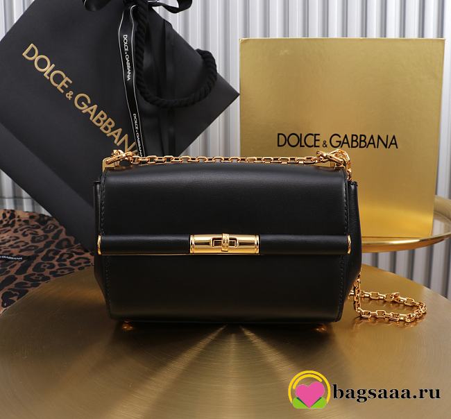 Bagsaaa Dolce & Gabbana Marlene crossbody bag in black - 18cm - 1