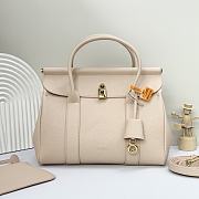 Bagsaaa Loro Piana Loom bag L25 Beige - 25cm - 1