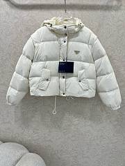 Bagsaaa Prada women's puffer jacket in white - 1
