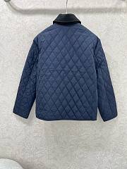 Bagsaaa Loro Piana quilted jacket with a dark collar - 3