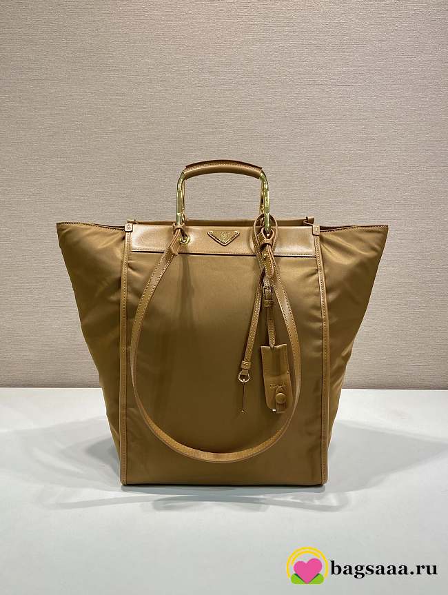 Bagsaaa Prada Re-Nylon and leather tote bag in the color Brandy 1BG561 - 35cm - 1