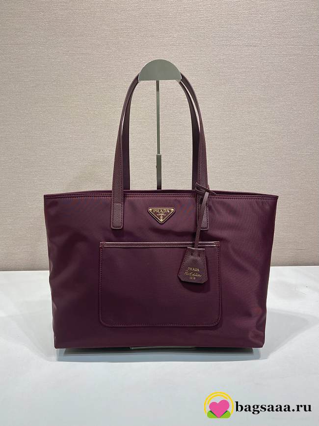 Bagsaaa Prada Re-Edition 1978 medium Re-Nylon and Saffiano leather tote bag 1BG555 dark red - 35cm - 1